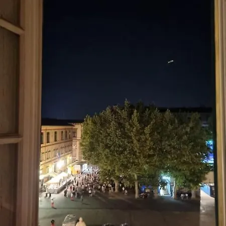 Appartamento Giglio E Tulipani - In Centro Con Splendidi Affacci *