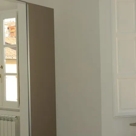 Giglio E Tulipani - In Centro Con Splendidi Affacci Appartamento *